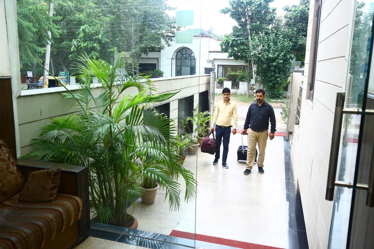 Smart 2 2* New Delhi
